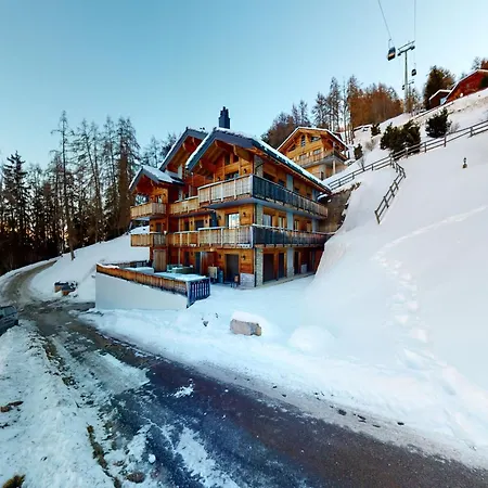 In With Ski-in Ski-out