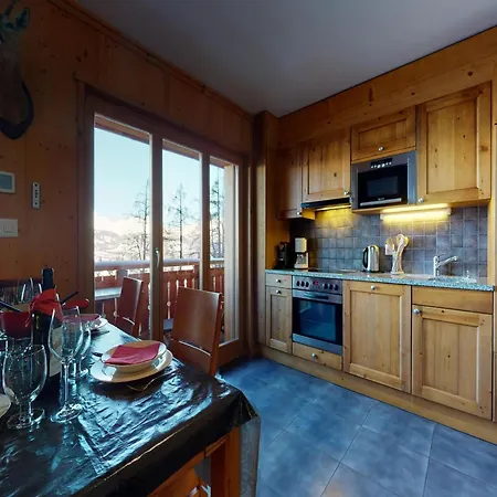 In With Ski-in Ski-out アパート