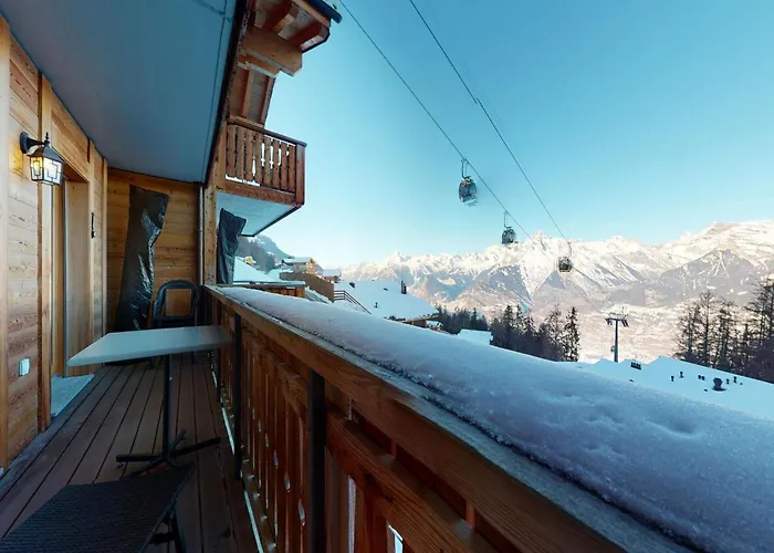 Apartment In With Ski-in Ski-out Veysonnaz